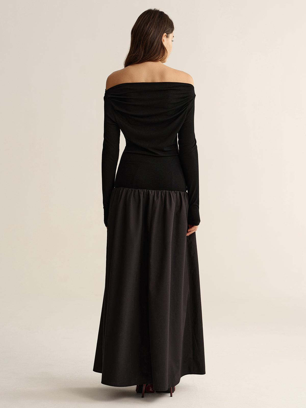 Off-Shoulder Long-Sleeve Maxi Dress-Chicvia
