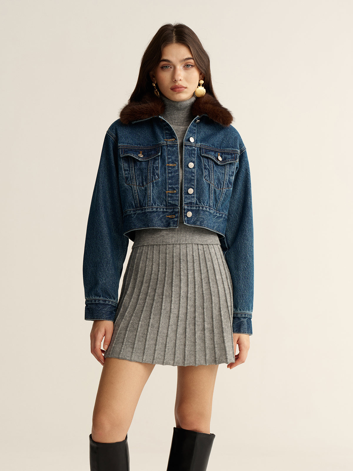 Faux Fur Collar Denim Cropped Jacket-Chicvia