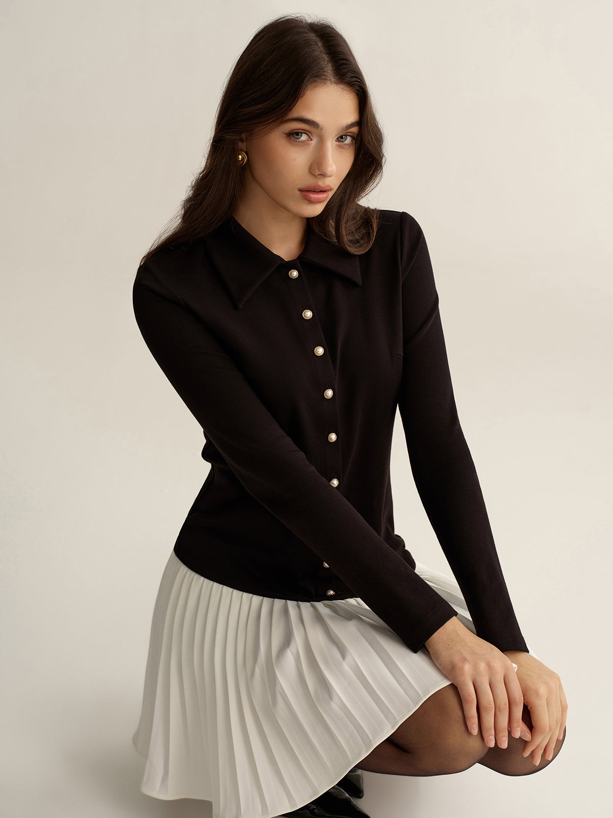 Contrast Pleated Hem Collared Mini Dress-Chicvia