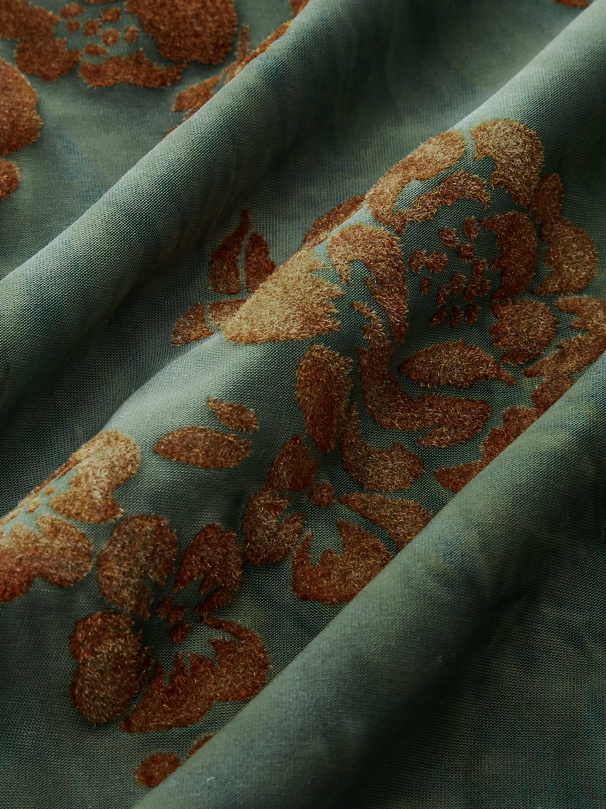 Floral Jacquard Ruched Maxi Skirt-Chicvia