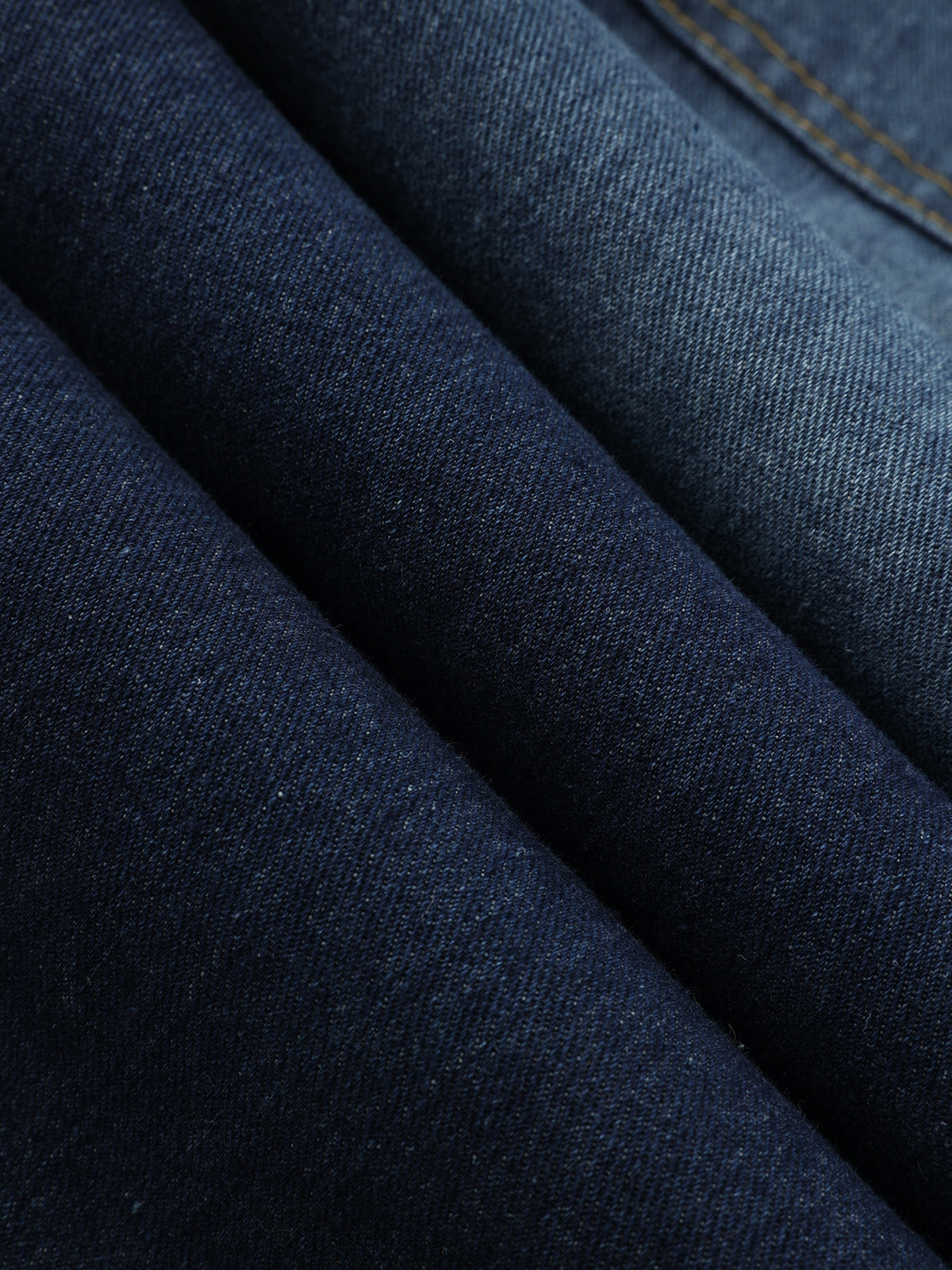 Mid-Waist Denim Curved-Leg Jeans-Chicvia