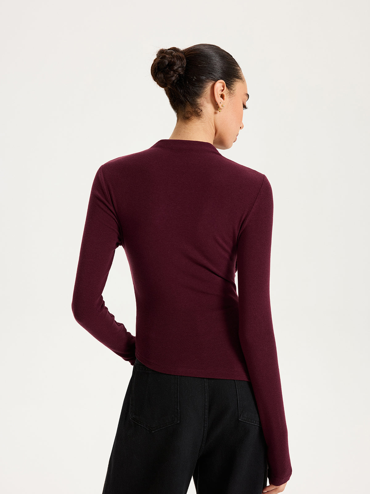 Cross Ruched Long Sleeve Top-Chicvia