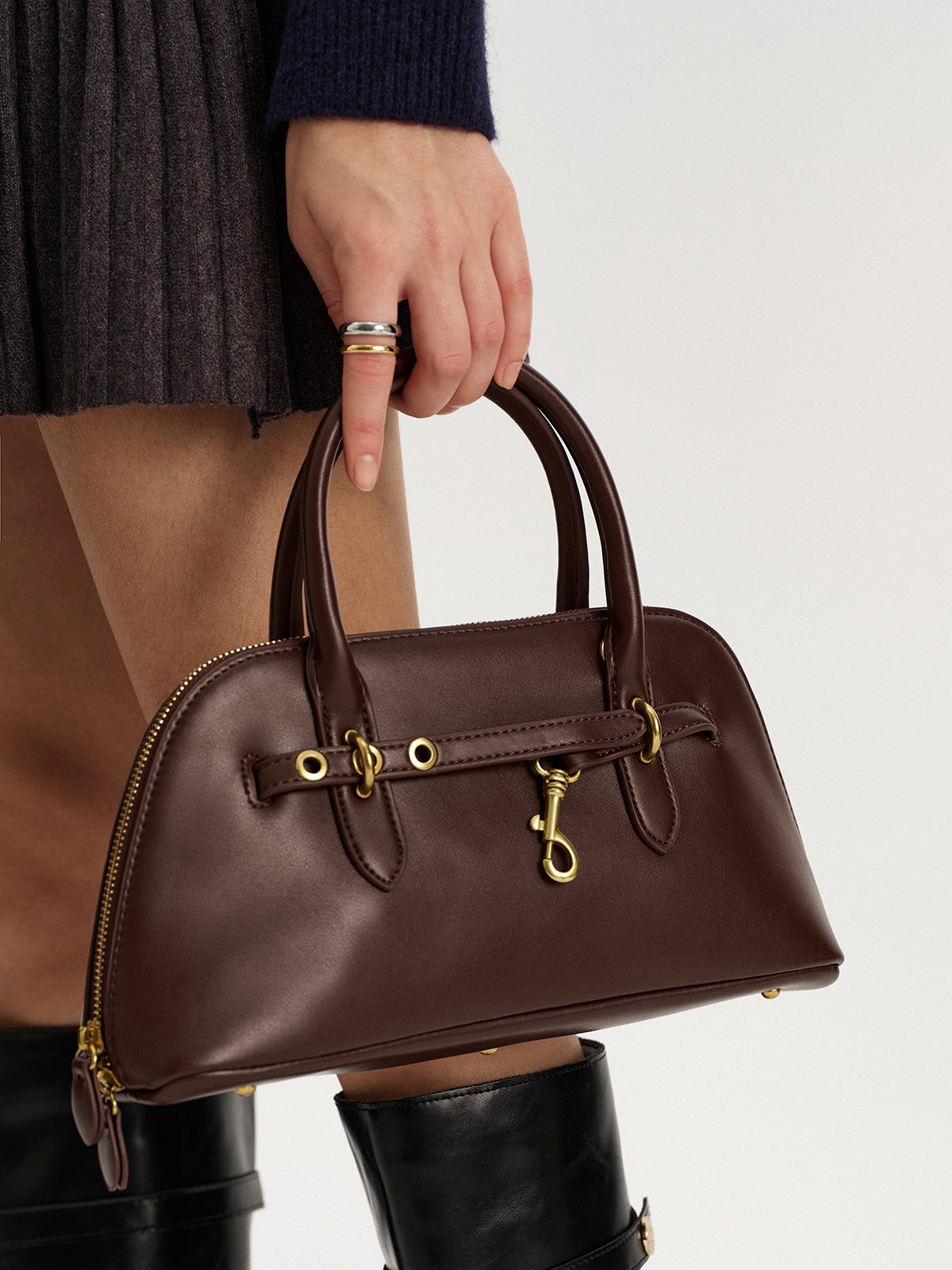 Metal Accent Vintage Shell Bag-Chicvia