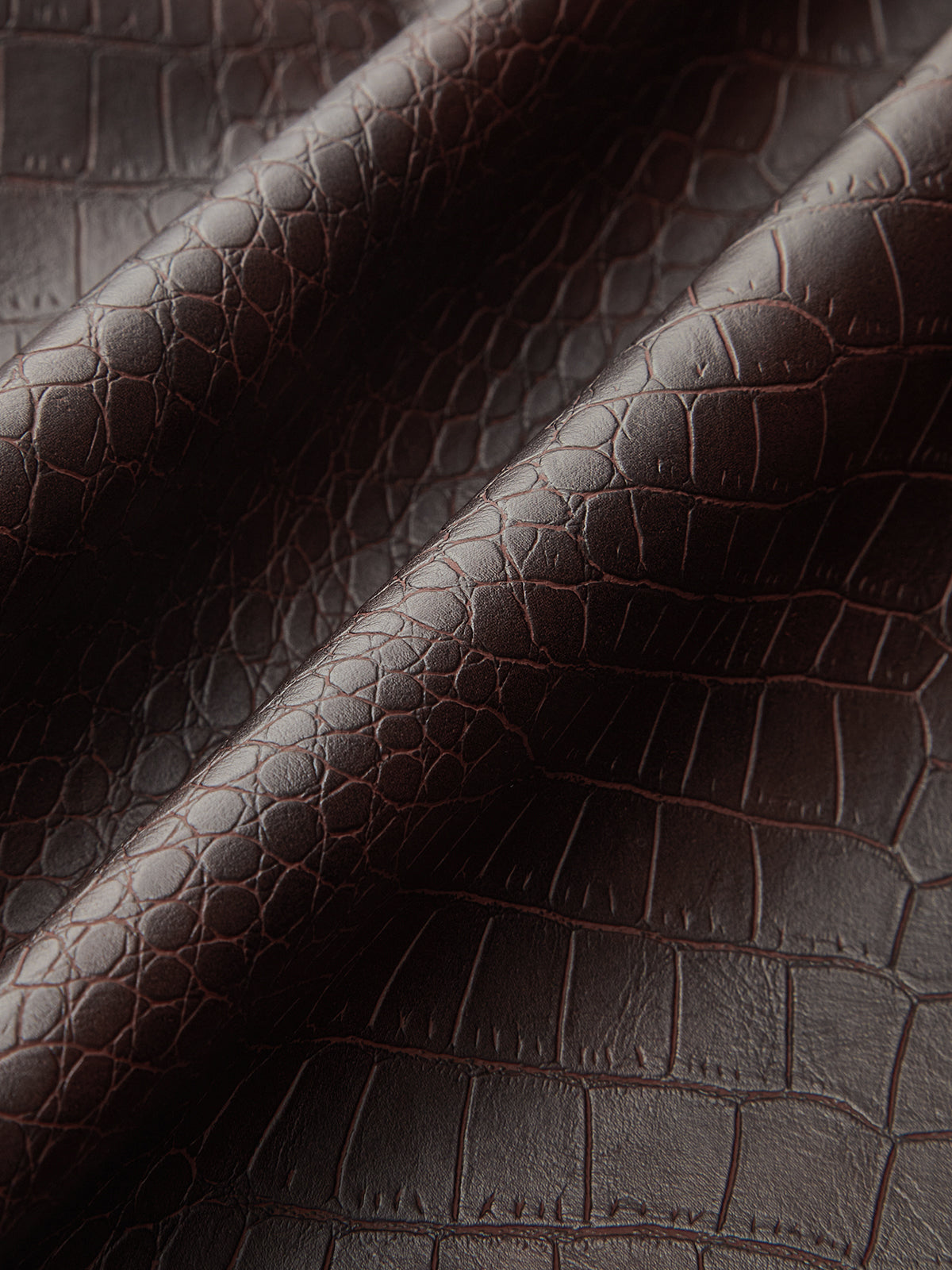 Crocodile Embossed Zipper Split Midi Skirt-Chicvia