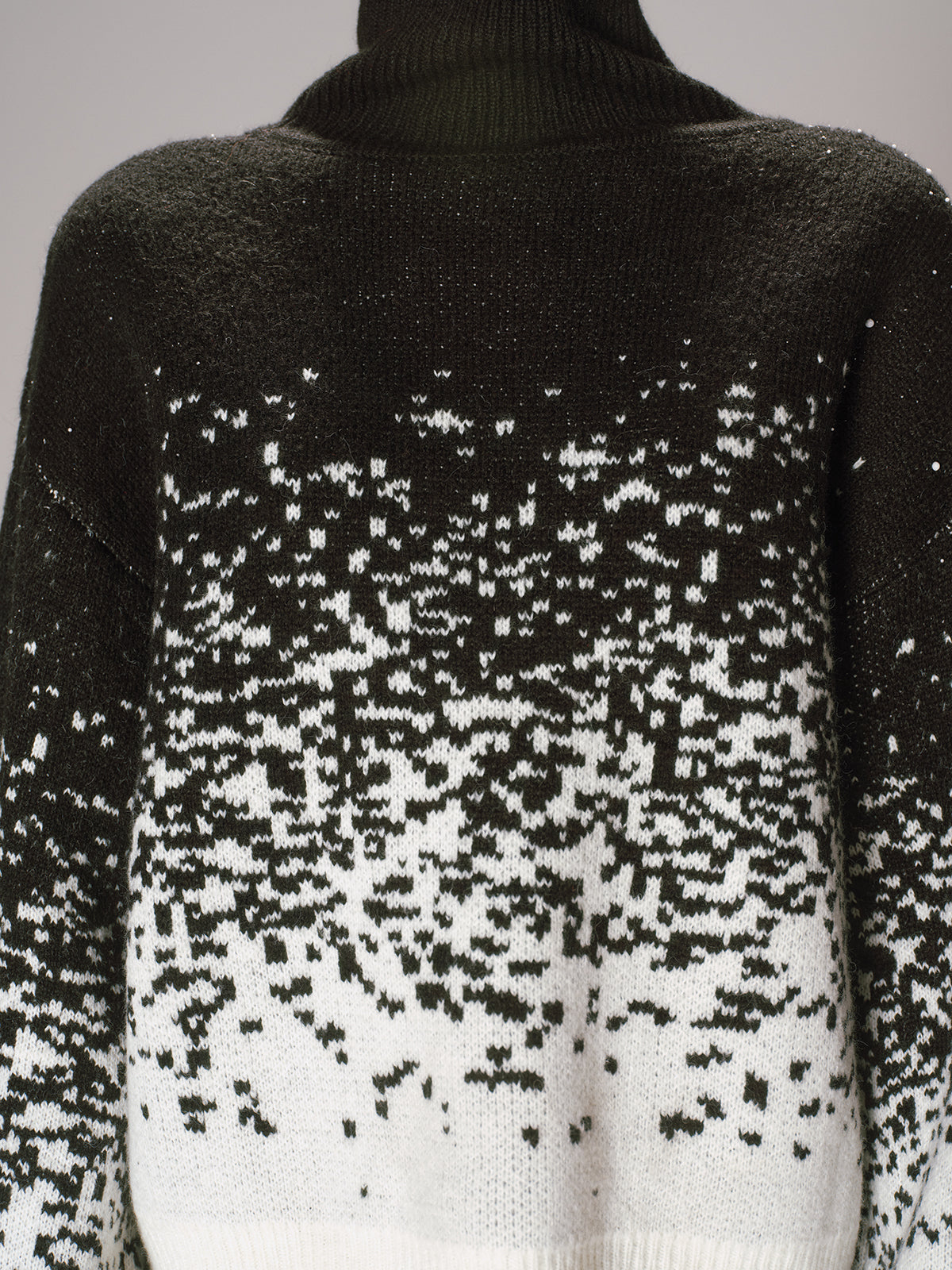 Gradient Wool-Blend Turtleneck Sweater-Chicvia