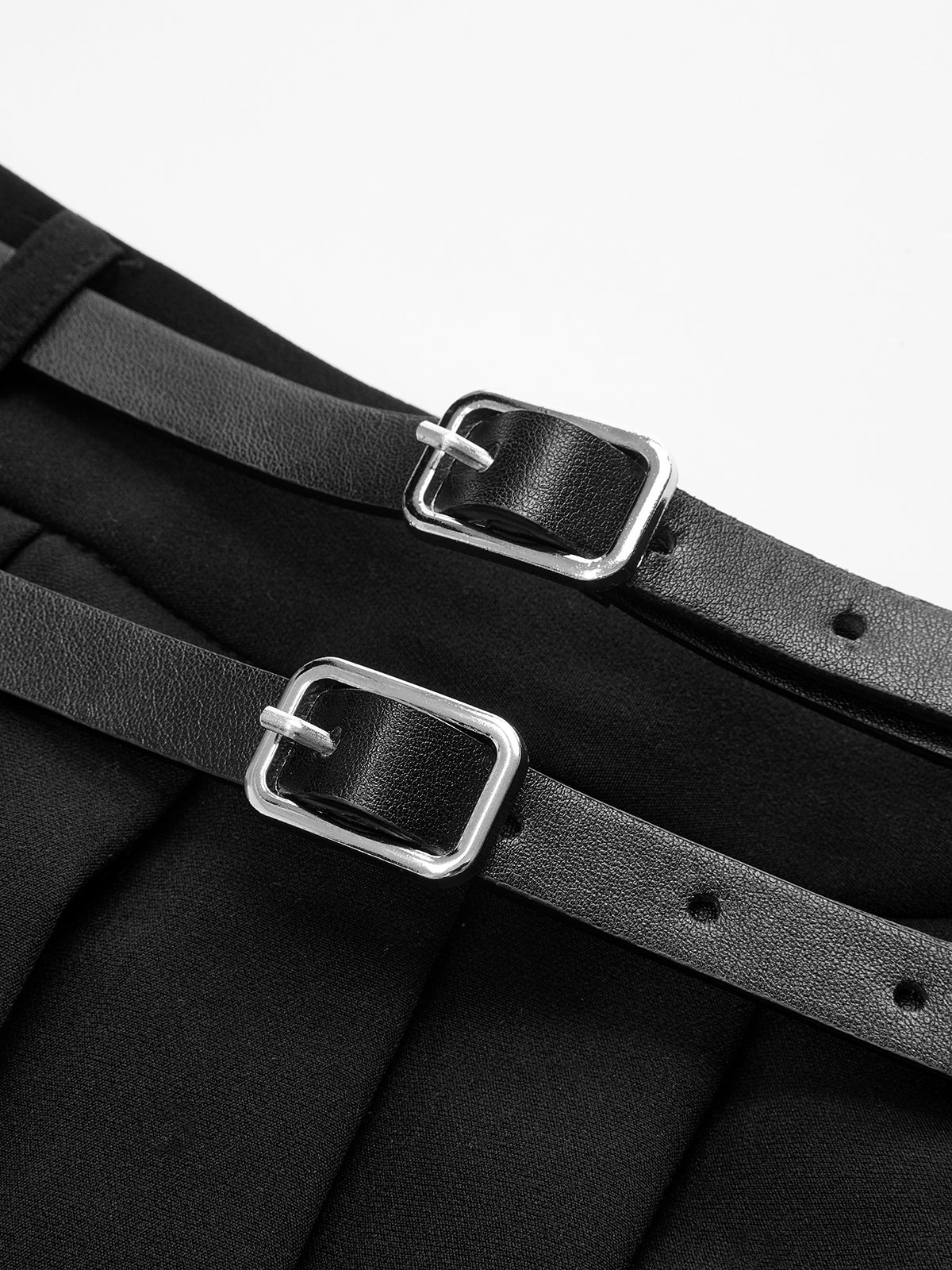 Pleated Double Buckle Mini Skirt-Chicvia