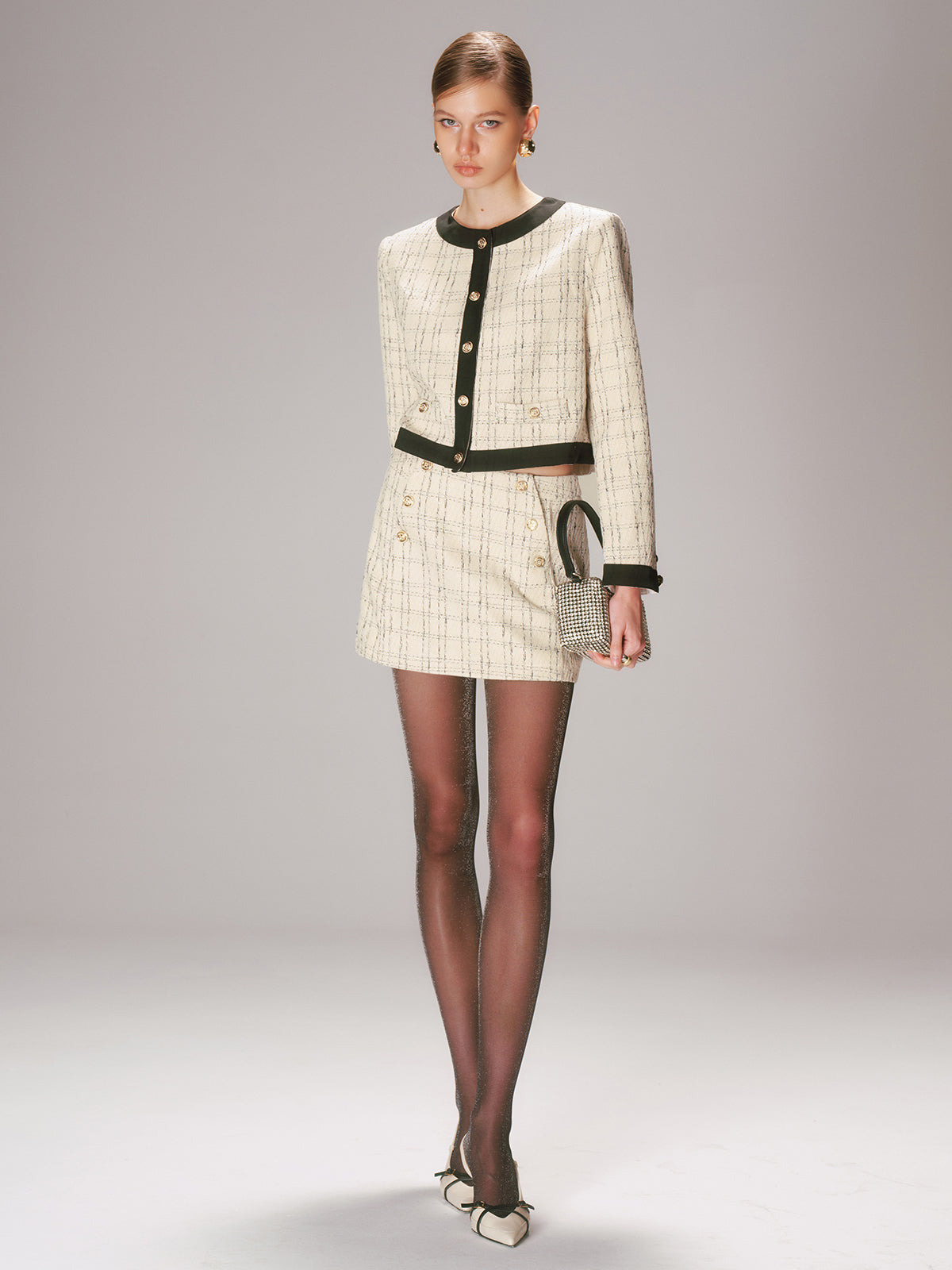 Contrast Trim Tweed Jacket and Shorts Set-Chicvia