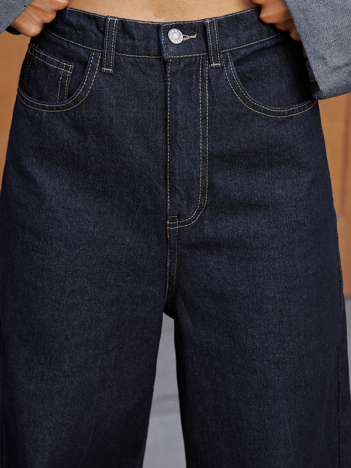 High-Waist Cuffed Wide-Leg Jeans-Chicvia