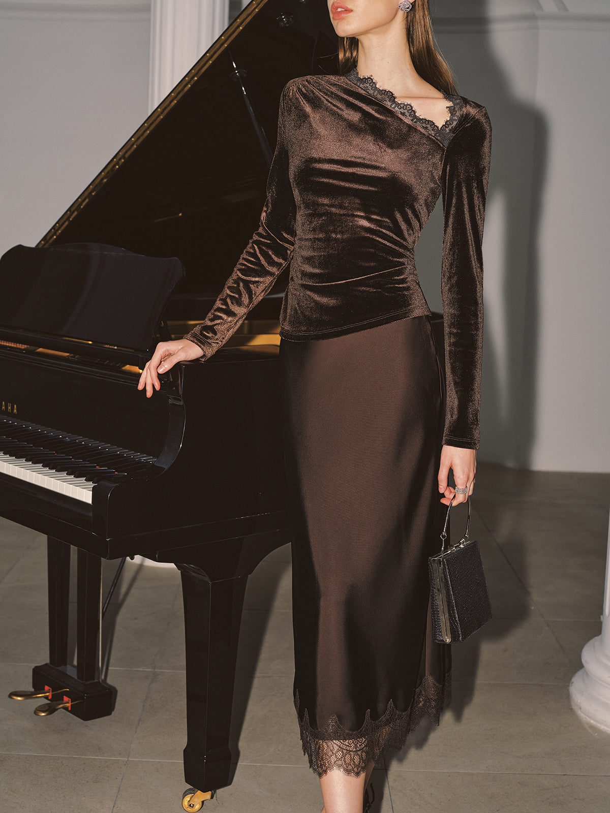 Lace Hem Satin Midi Skirt-Chicvia