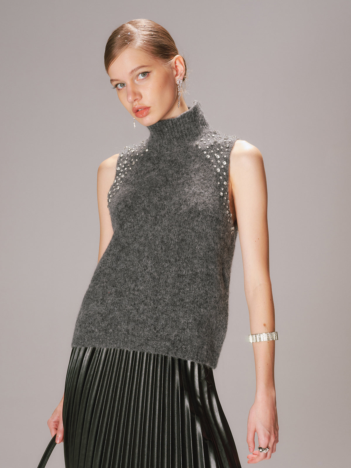 Crystal Embellished Wool-Blend Sweater Vest-Chicvia