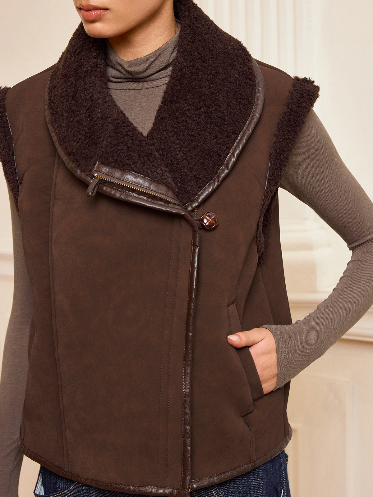 Collared Zip-Up Shearling Vest-Chicvia