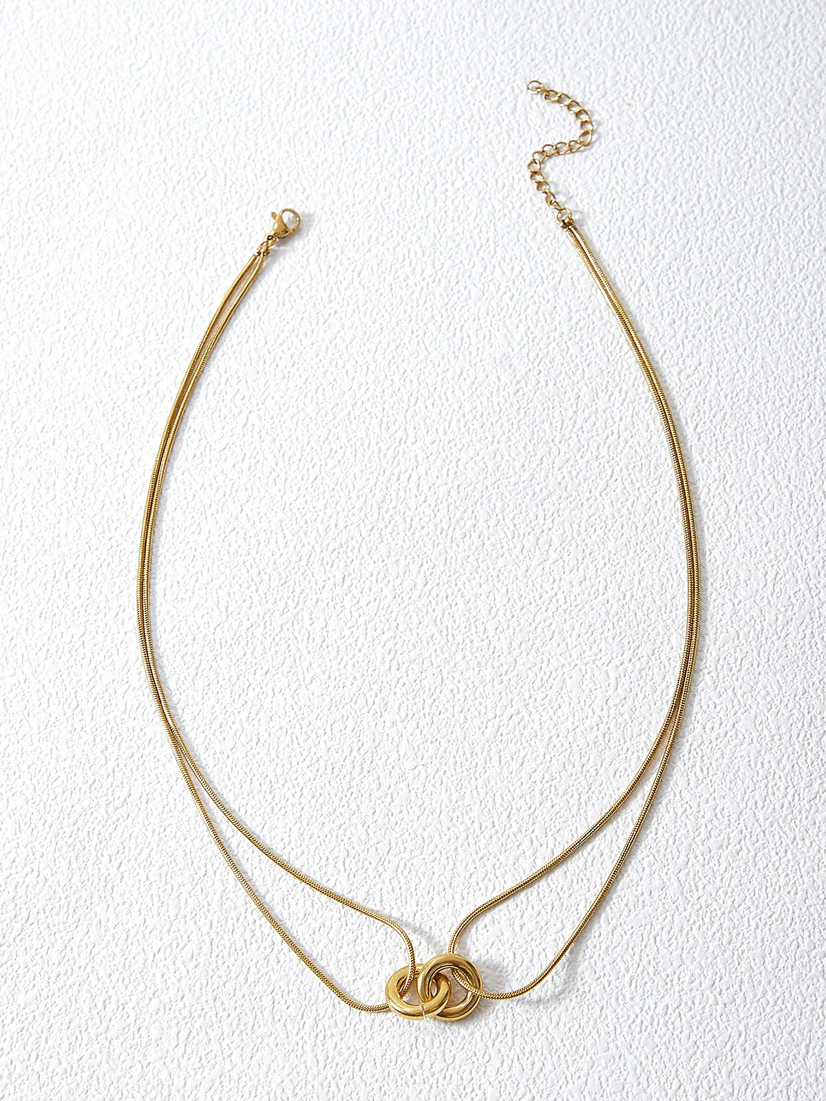 Interlocking Circle Layered Gold Necklace-Chicvia