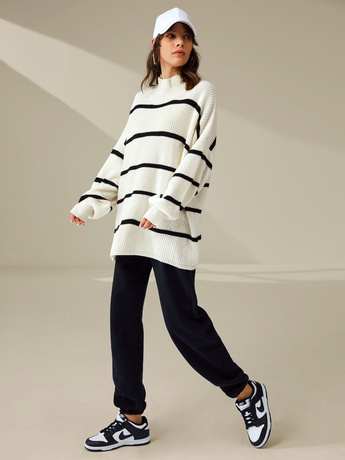 Oversized Ribbed Mockneck Sweater-Chicvia