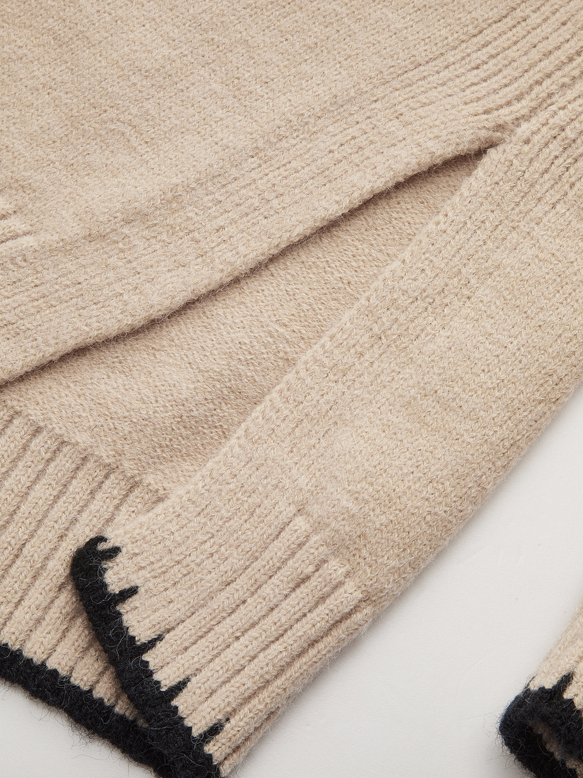 Mock Neck Contrast Trim Knit Sweater-Chicvia