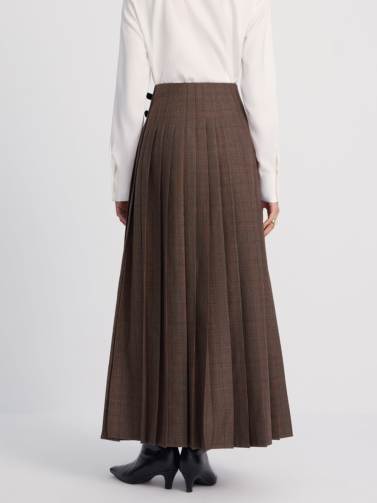 Leather-Buckle Pleated Plaid Maxi Skirt-Chicvia