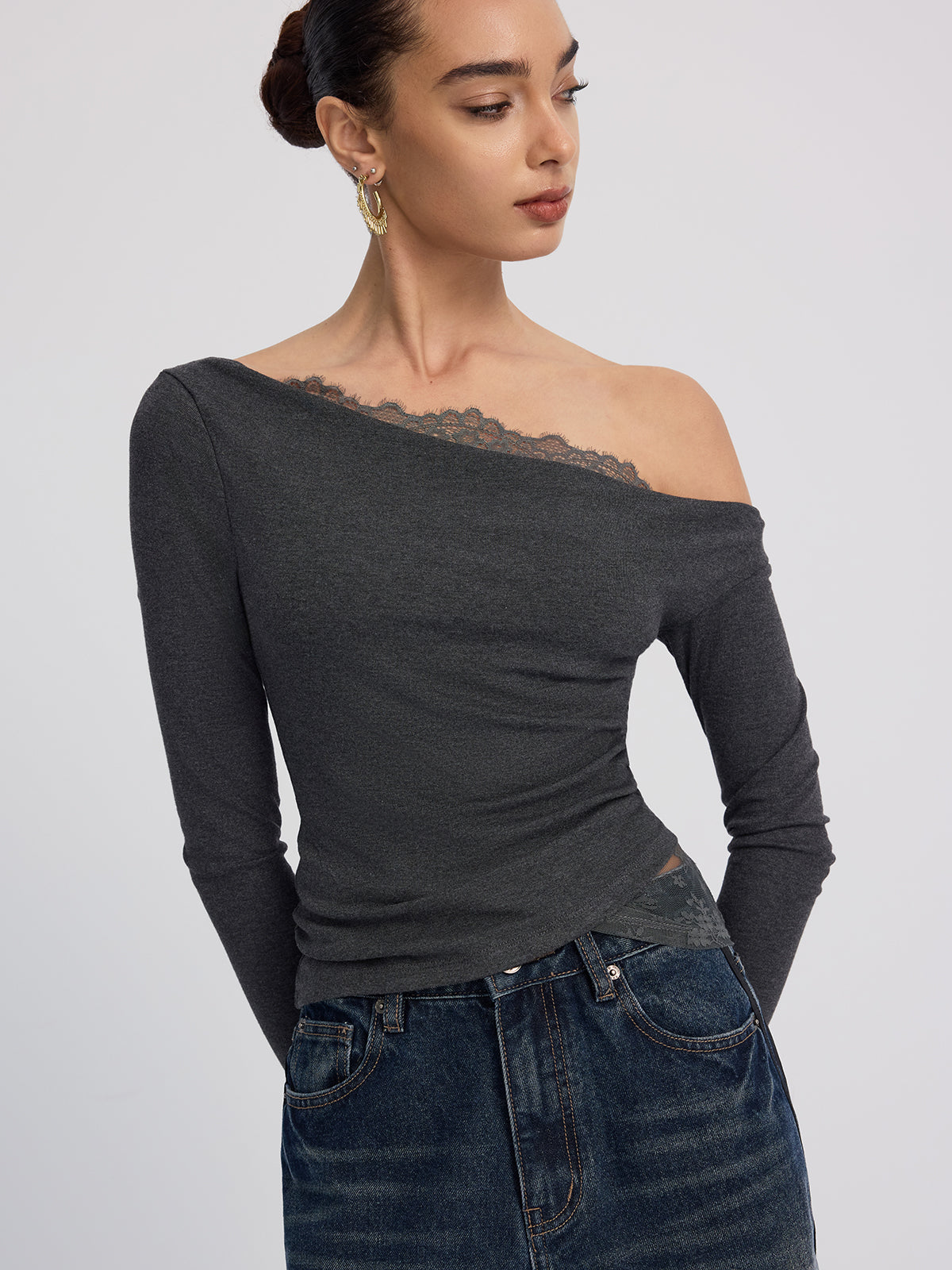 Off-Shoulder Lace-Trim Long-Sleeve Top-Chicvia