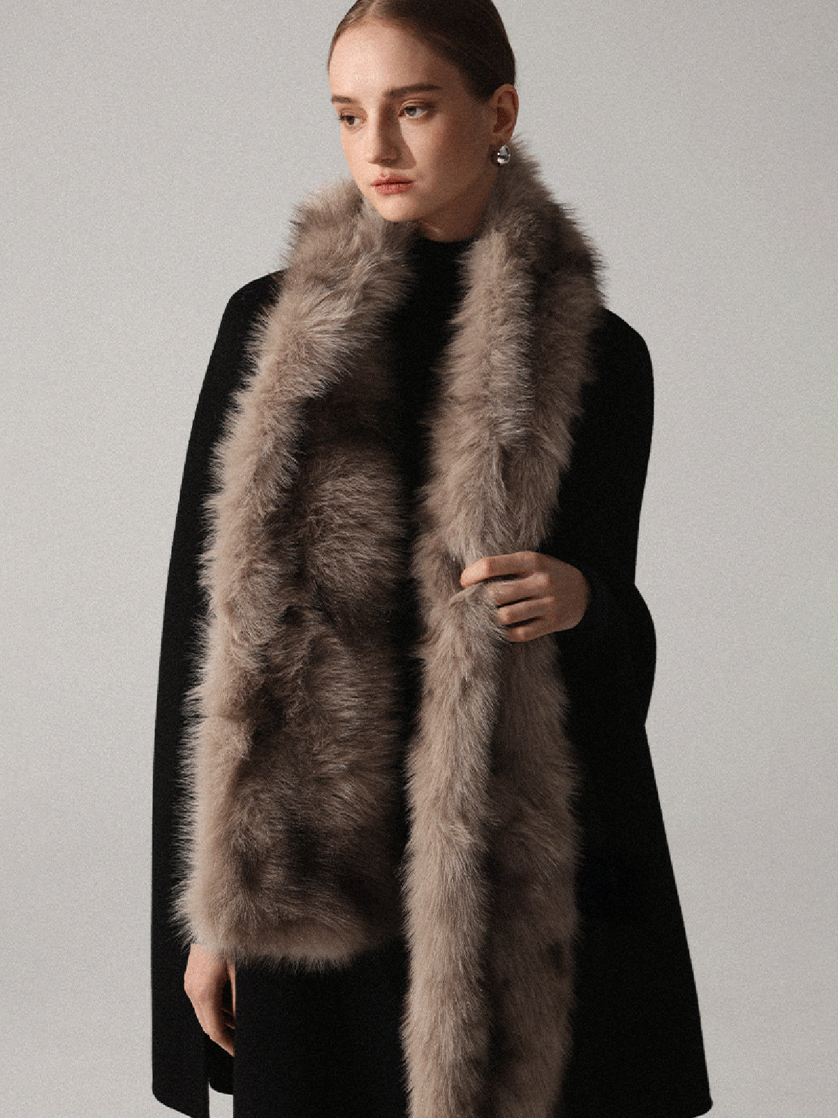 Leopard-Print Faux Fur Scarf-Chicvia