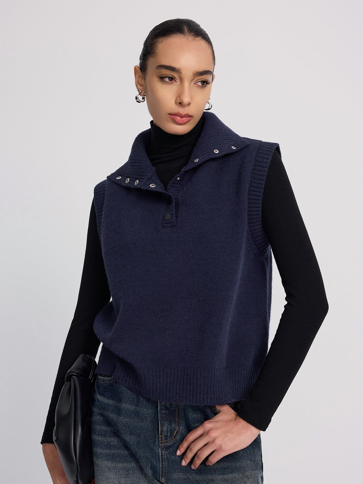 Button-Detail Collared Knit Vest-Chicvia