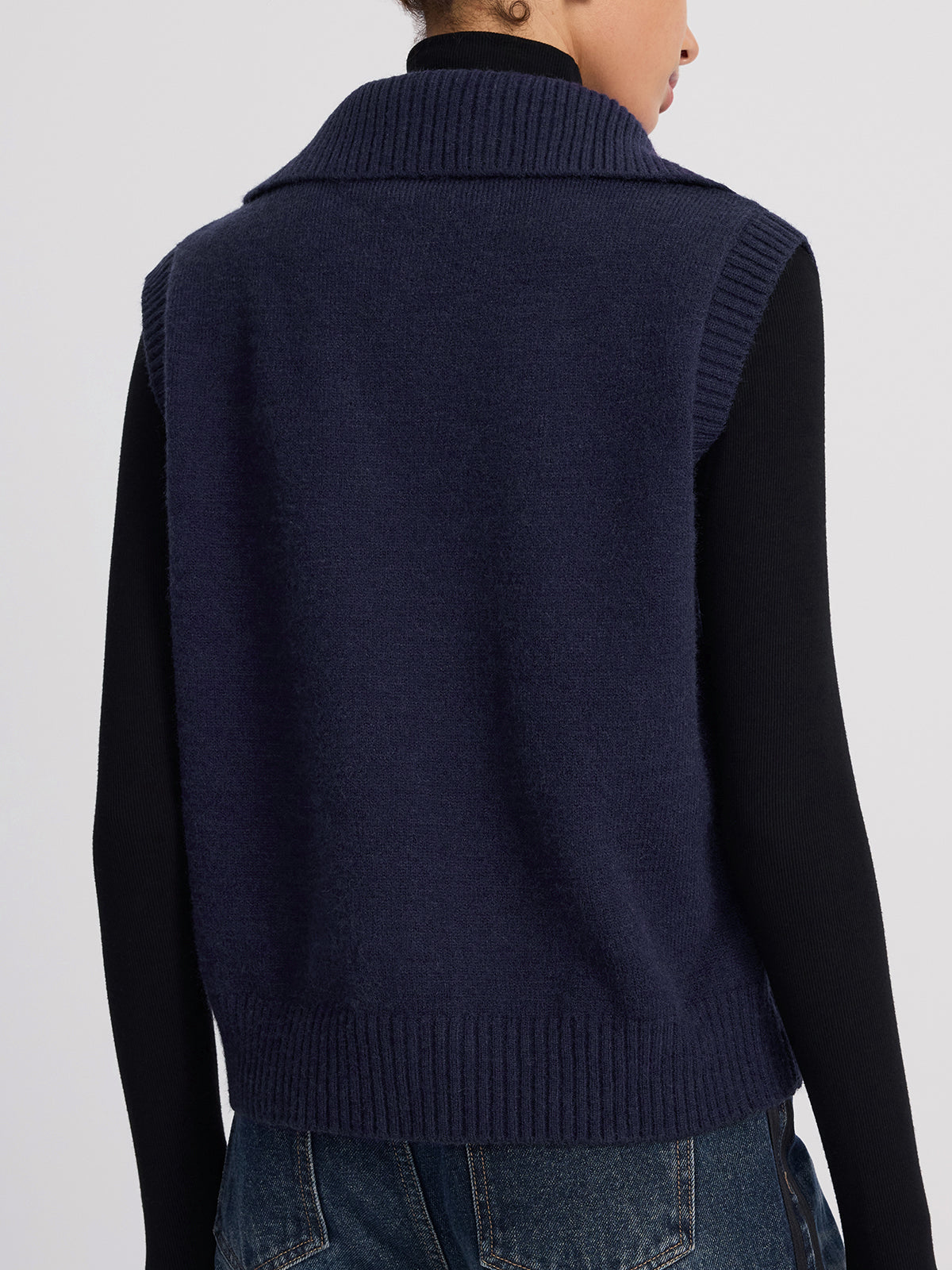 Button-Detail Collared Knit Vest-Chicvia