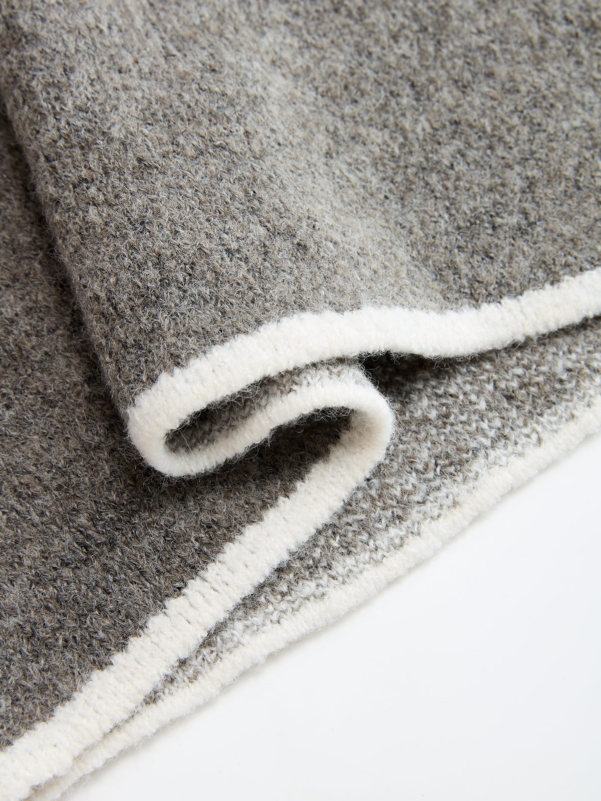 Contrast Trim Midi Knit Skirt-Chicvia