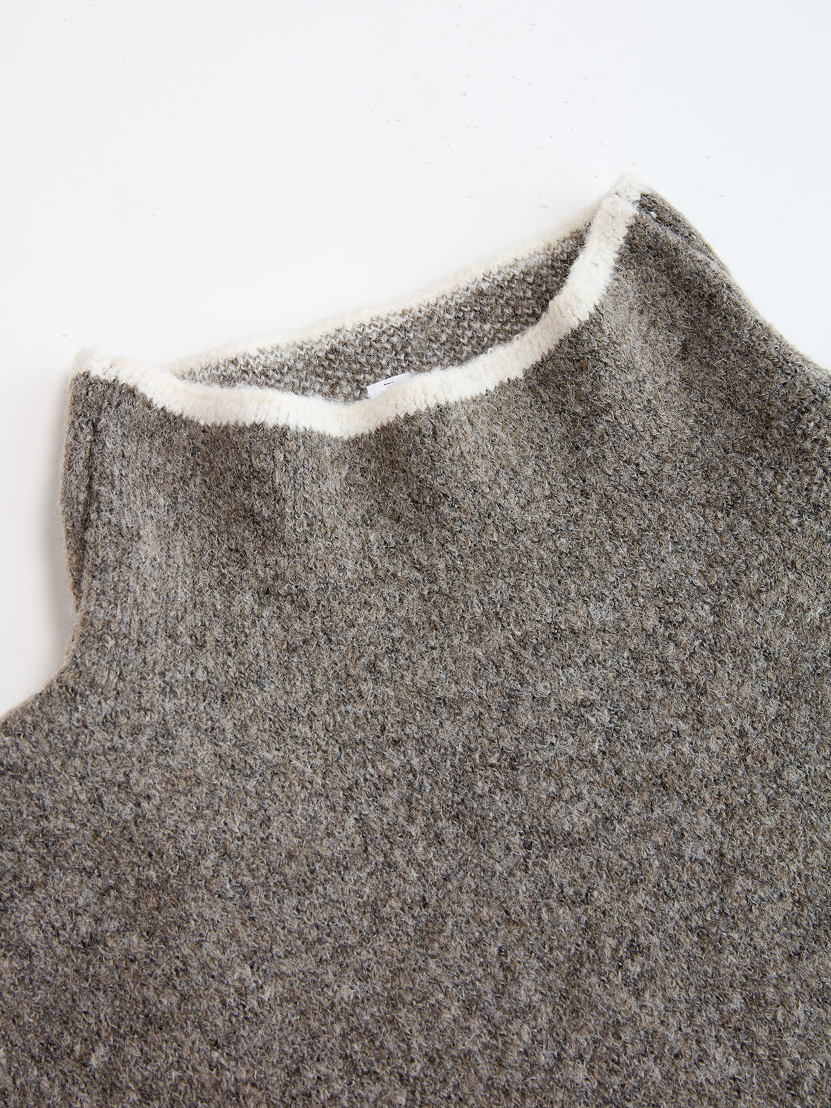Mock Neck Contrast Trim Sweater-Chicvia