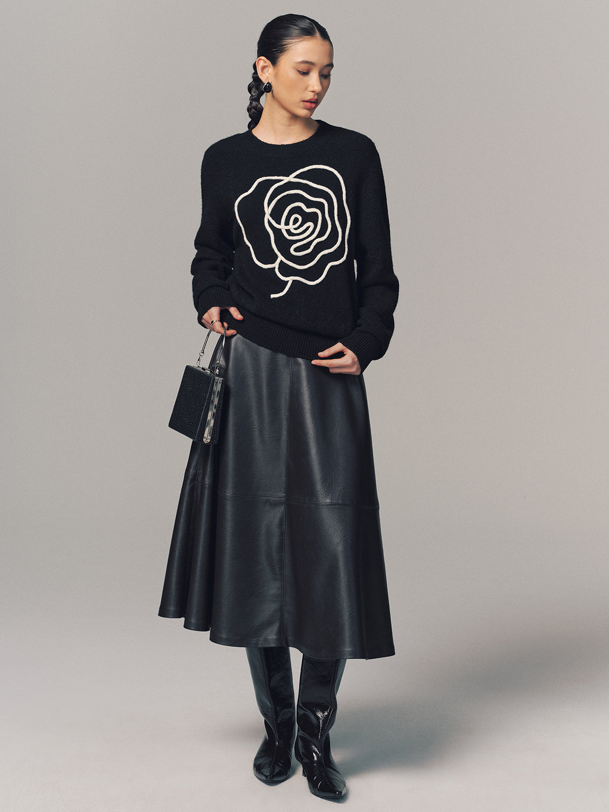 Floral Applique Crew Neck Sweater-Chicvia