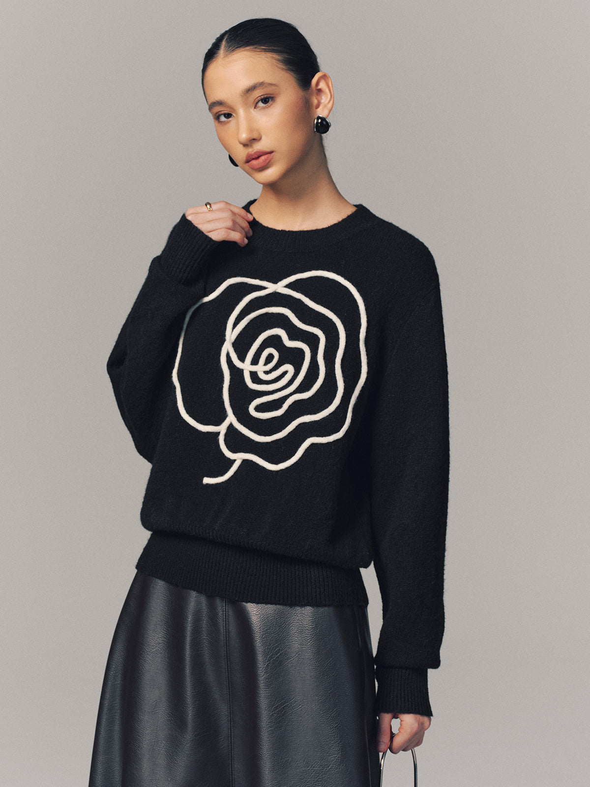 Floral Applique Crew Neck Sweater-Chicvia