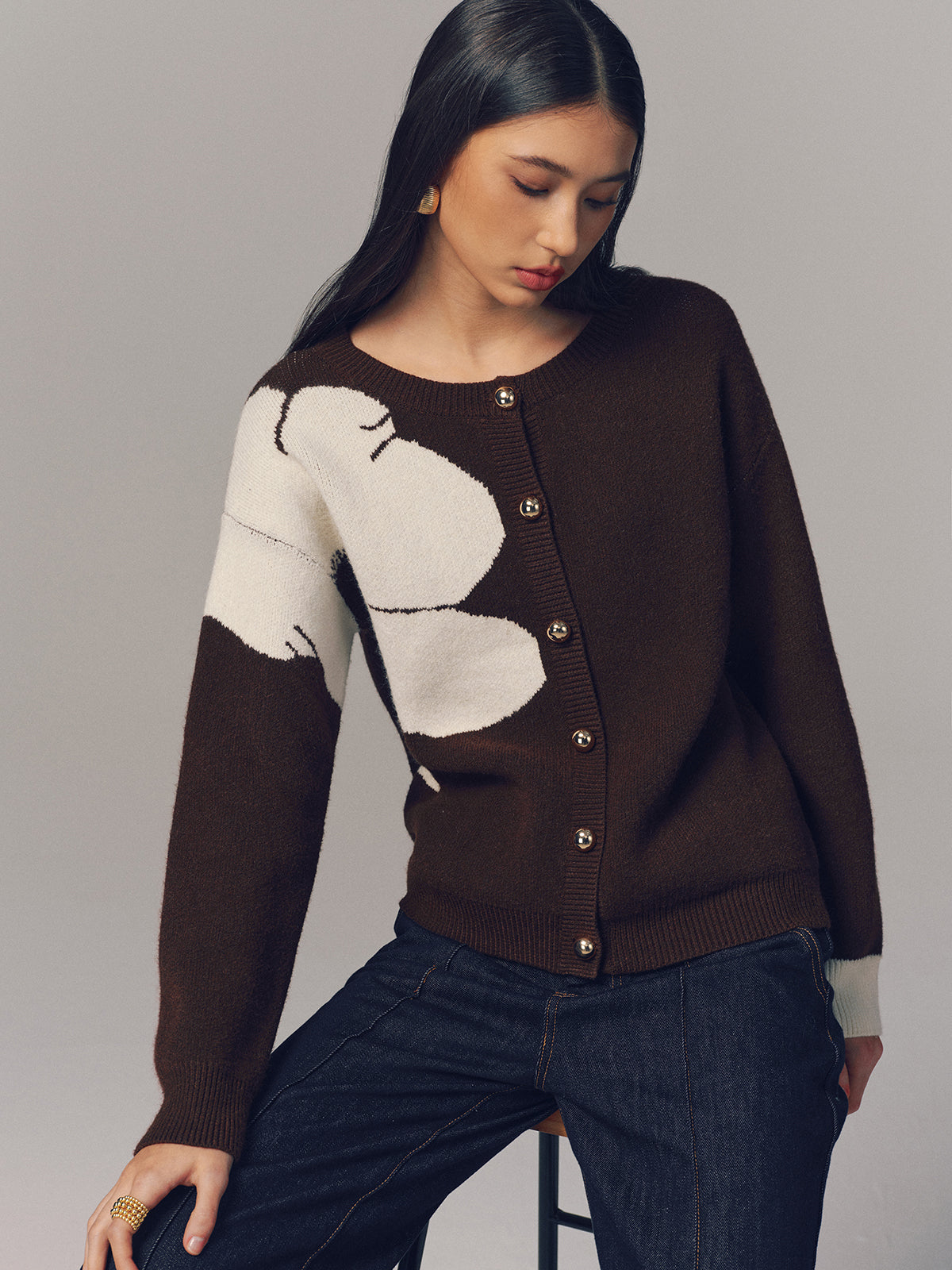 Contrast Floral Button-Front Cardigan-Chicvia