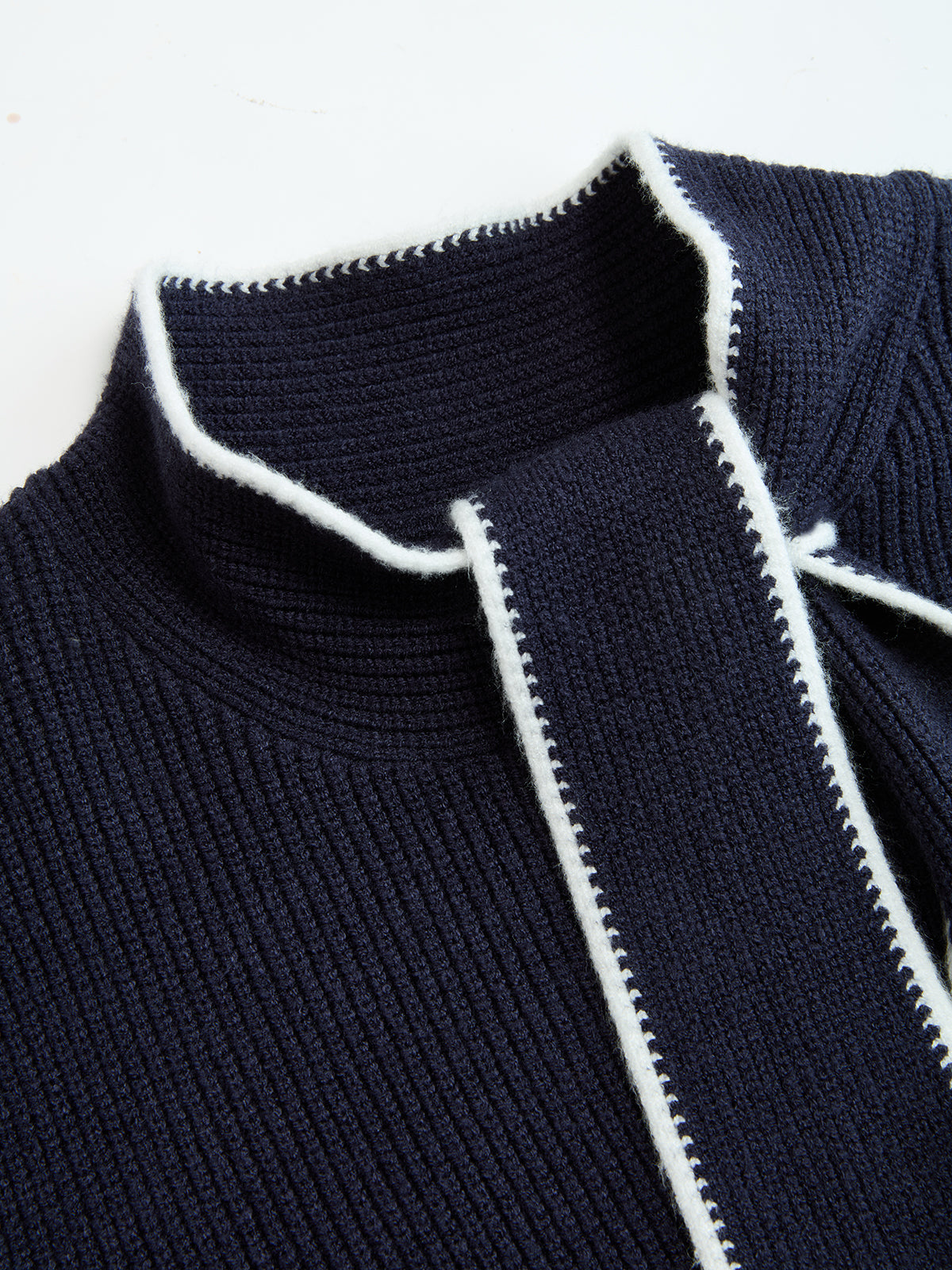 Contrast-Trim Tie-Neck Knit Midi Dress-Chicvia