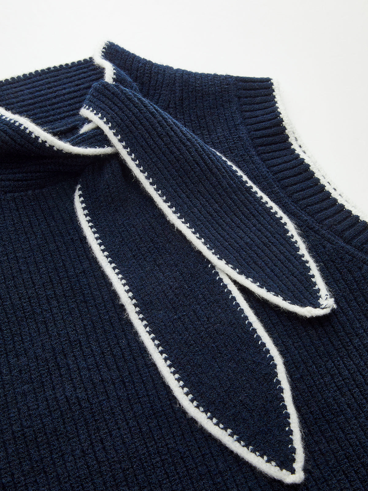 Contrast Trim Tie-Neck Sleeveless Rib-Knit Vest-Chicvia