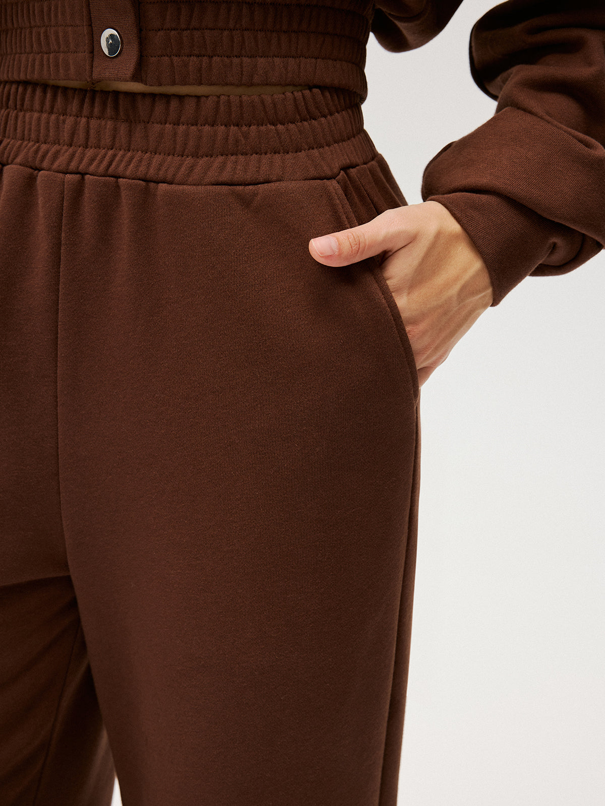 Elastic-Waist Straight-Leg Sweatpants-Chicvia