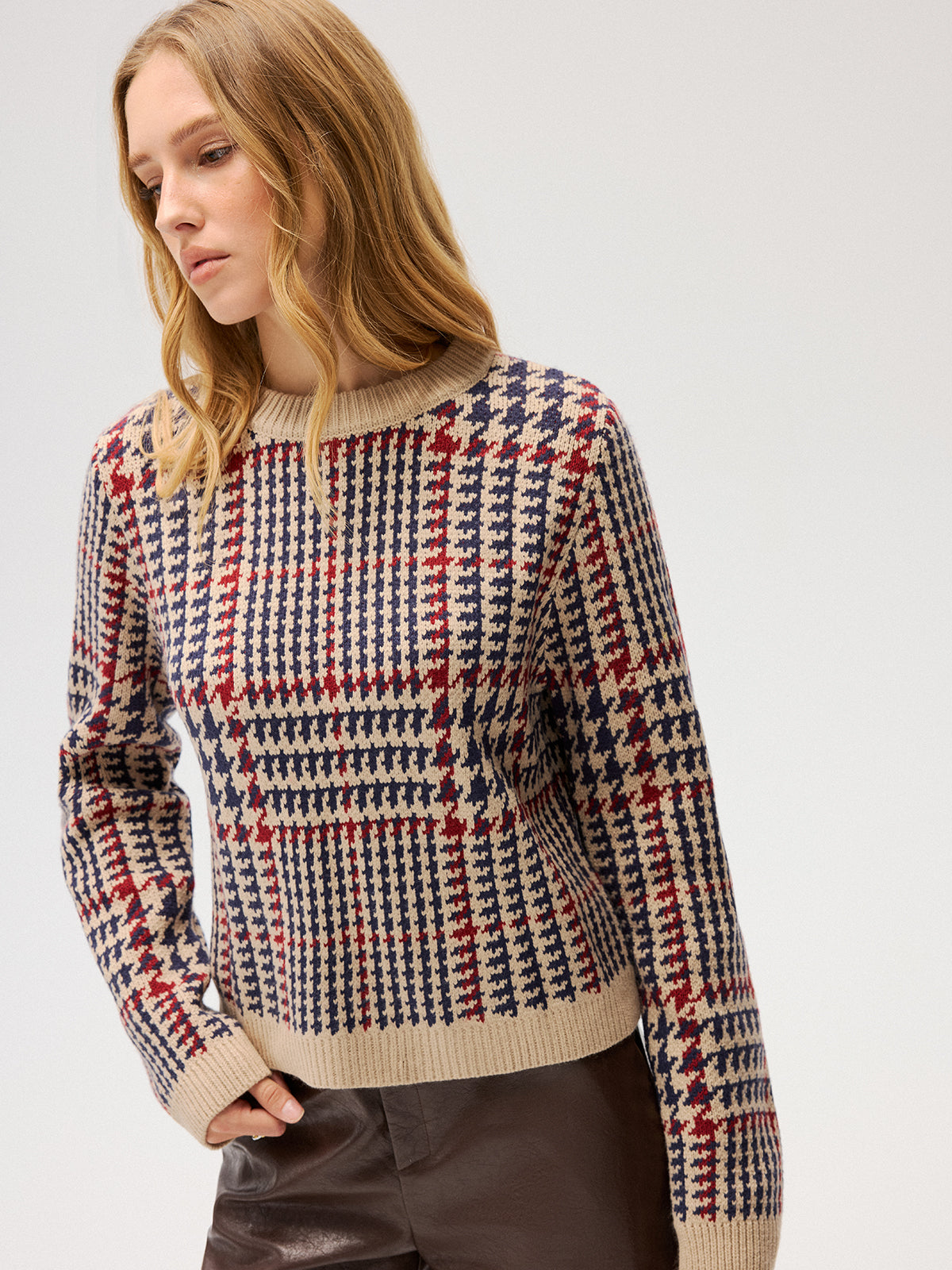 Houndstooth Crew Neck Sweater-Chicvia