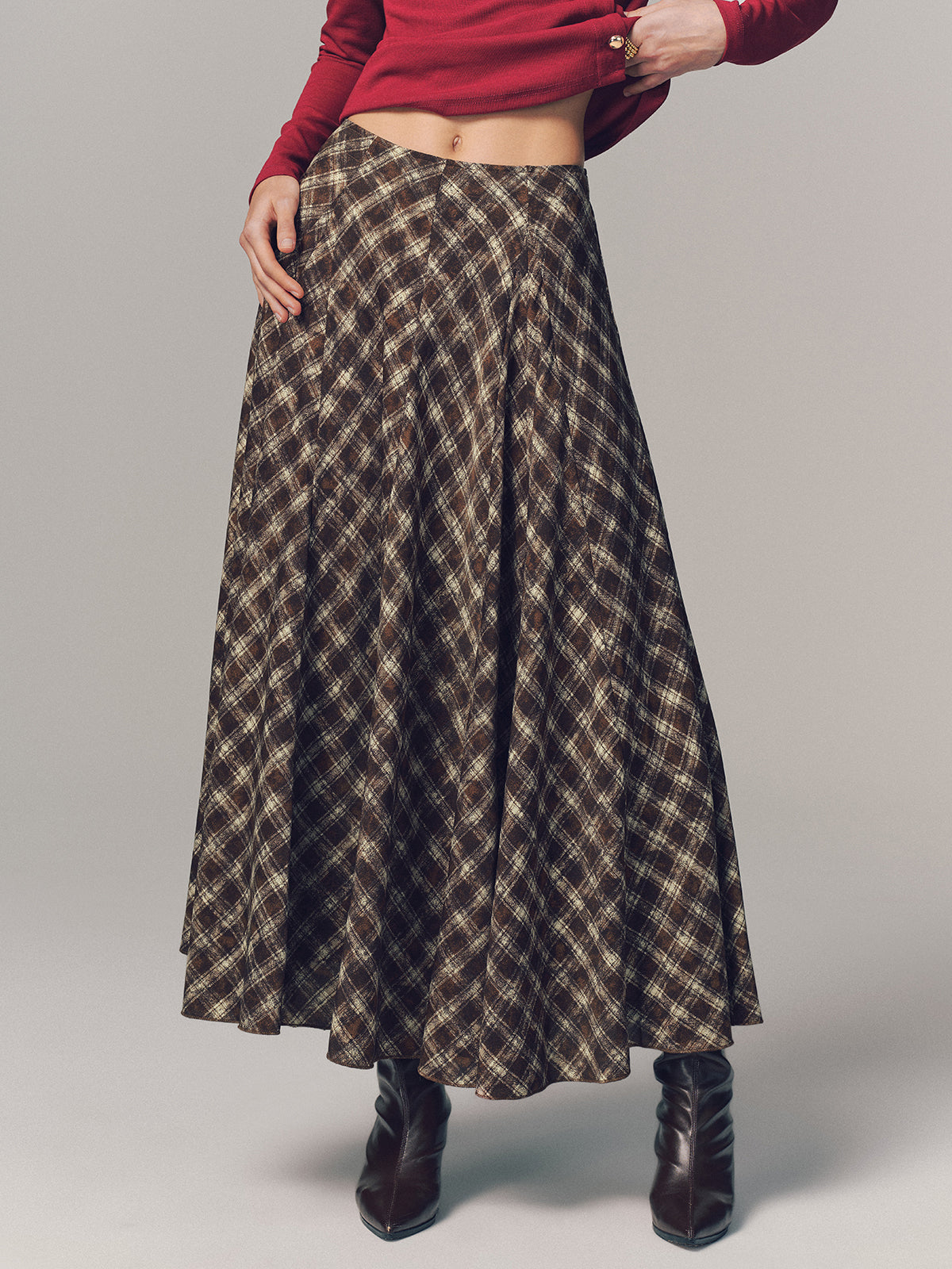 Plaid Pleated Maxi Skirt-Chicvia
