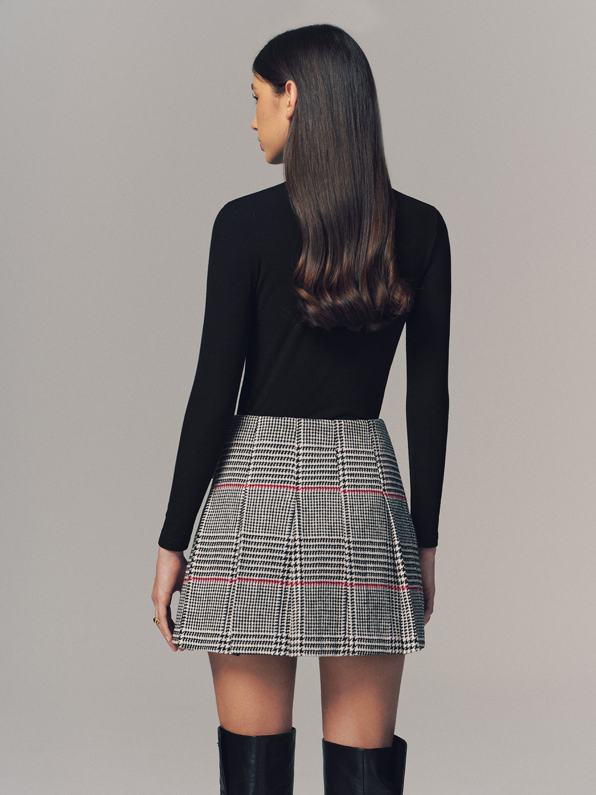Double Belt Accent Houndstooth Mini Skirt-Chicvia