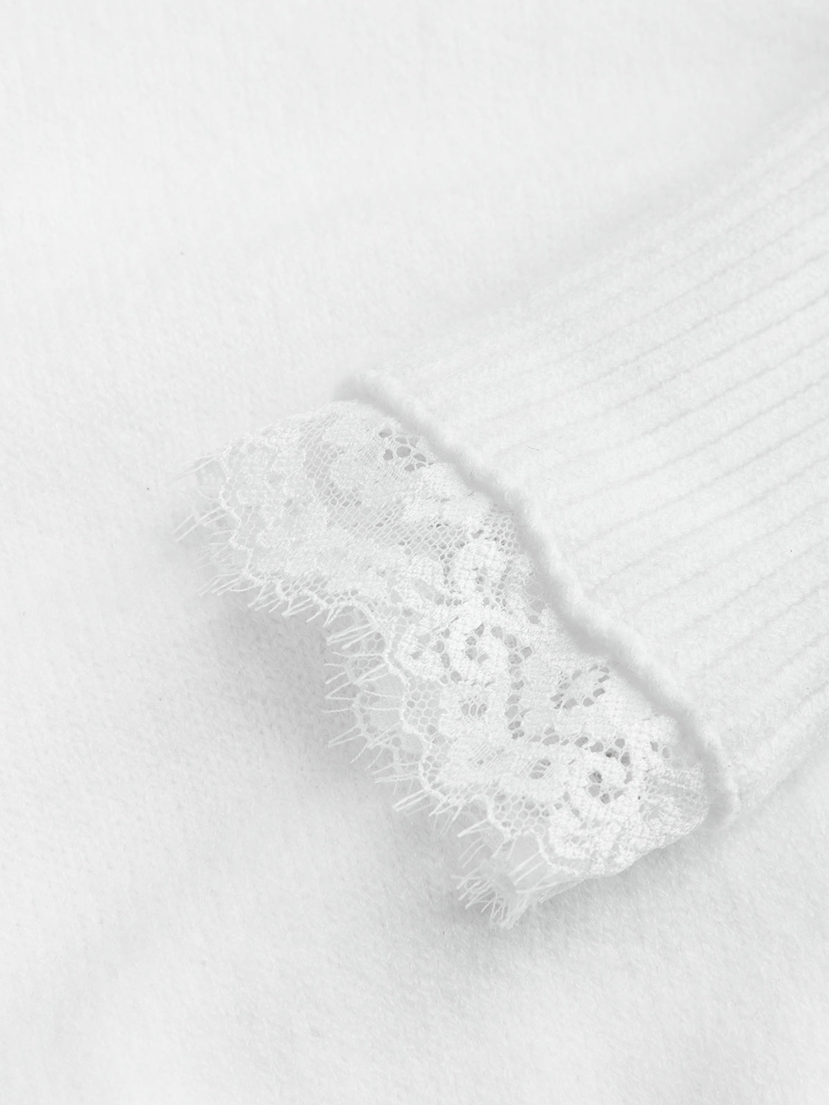 Lace Trim Buttoned Cropped Knit Cardigan-Chicvia