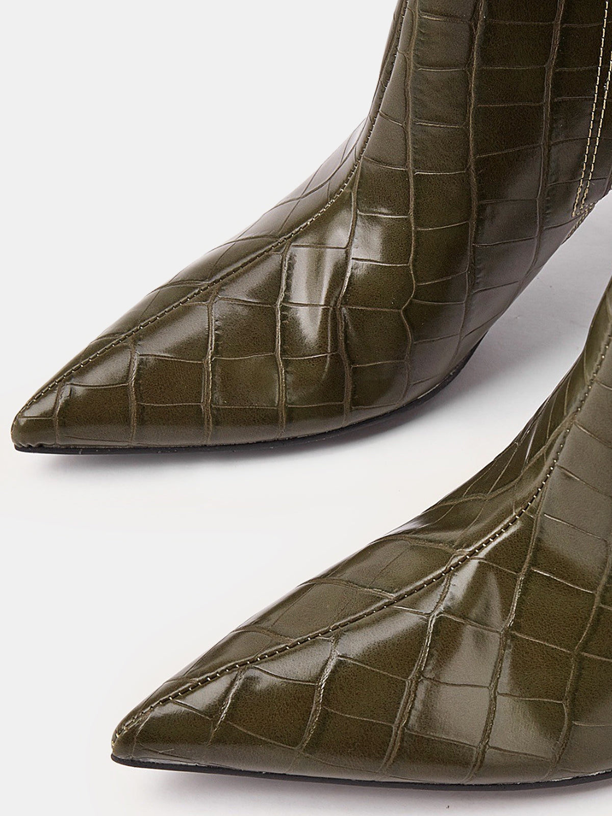 Knee-High Crocodile Pointed Boots-Chicvia