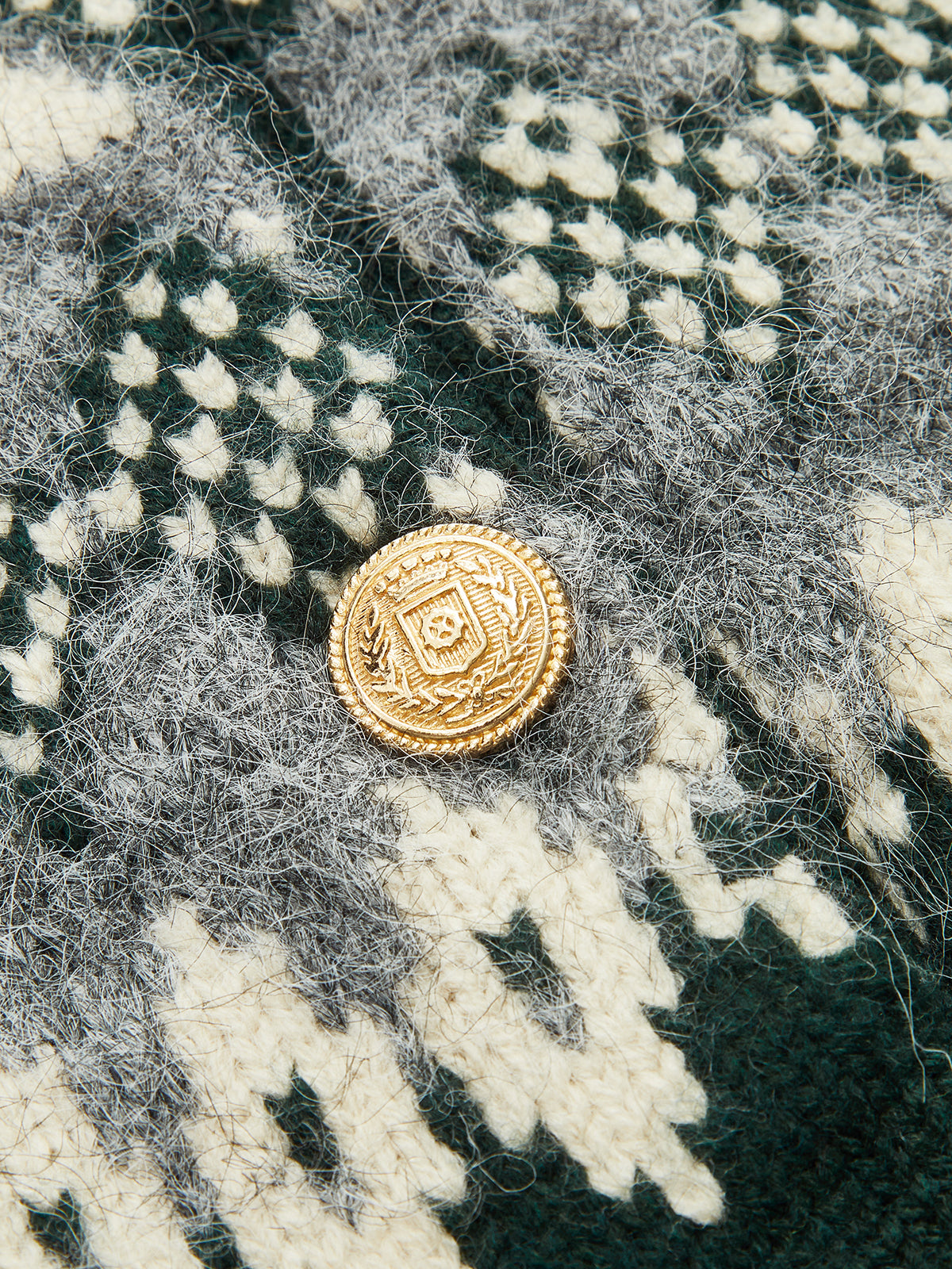 Cashmere-Blend Fair Isle Short-Sleeve Cardigan-Chicvia