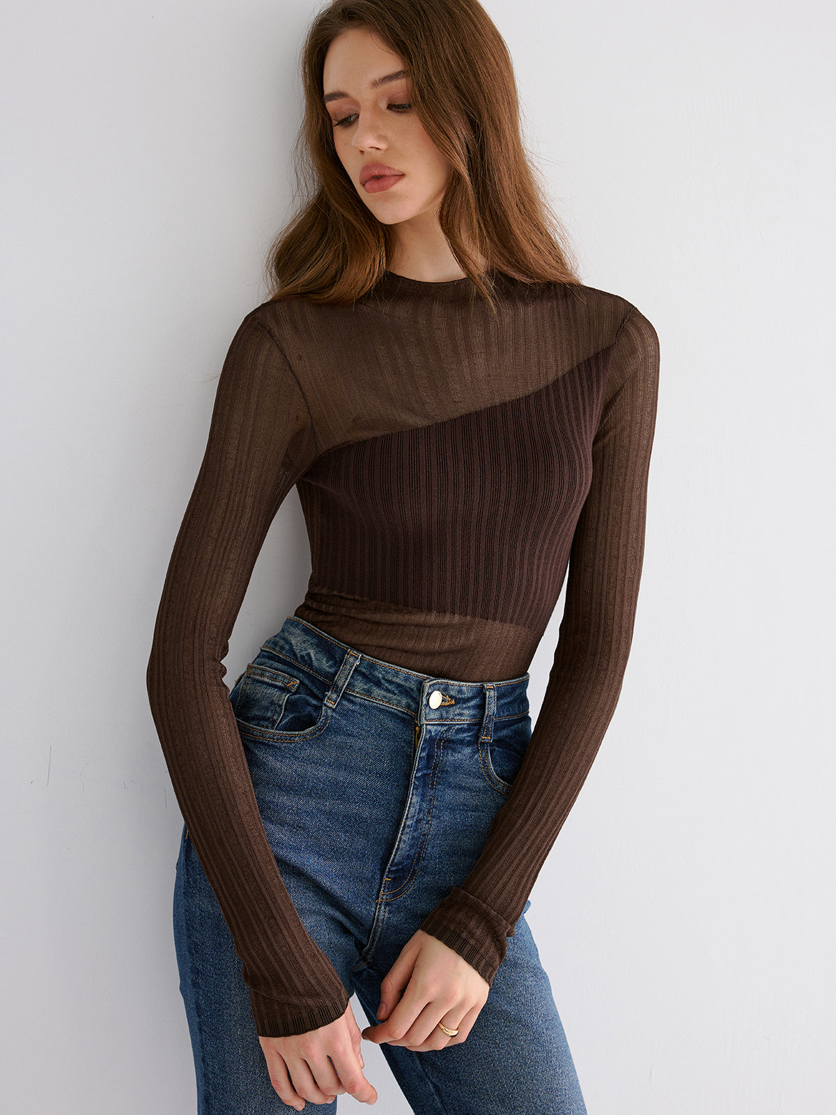 Mock Neck Contrast Mesh Top-Chicvia