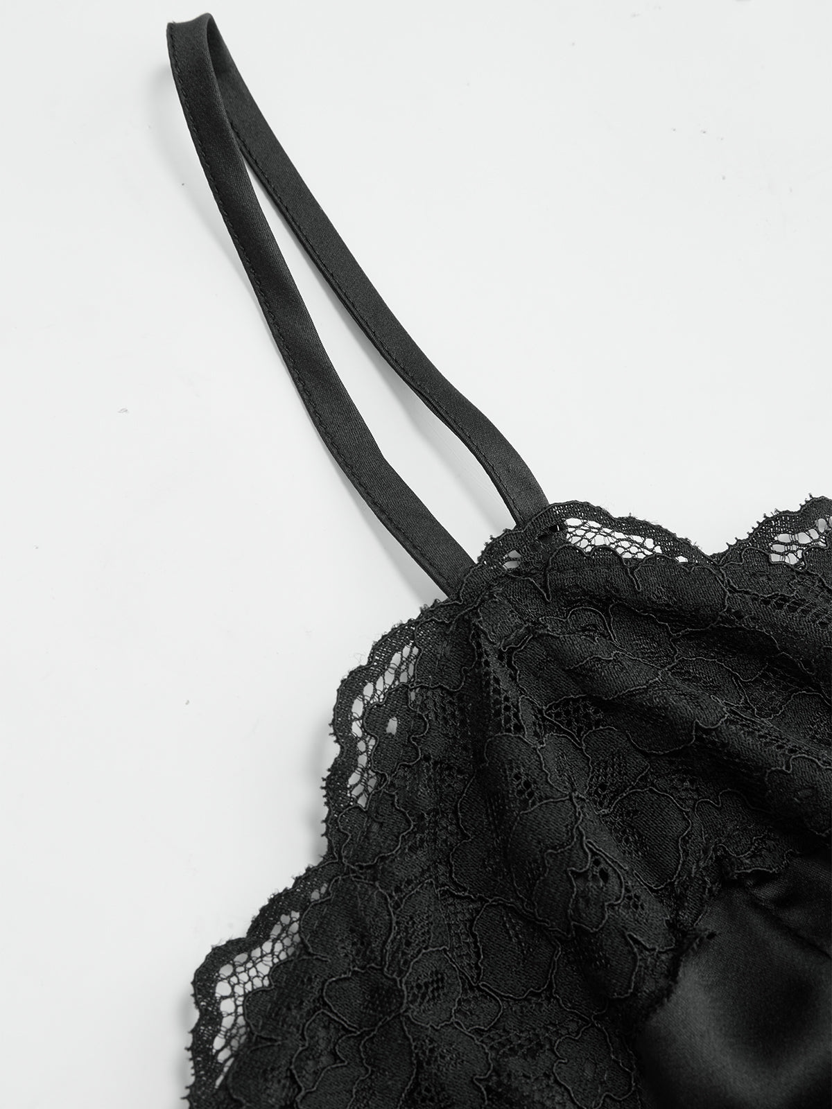 Lace-Trim Satin Cami Top-Chicvia