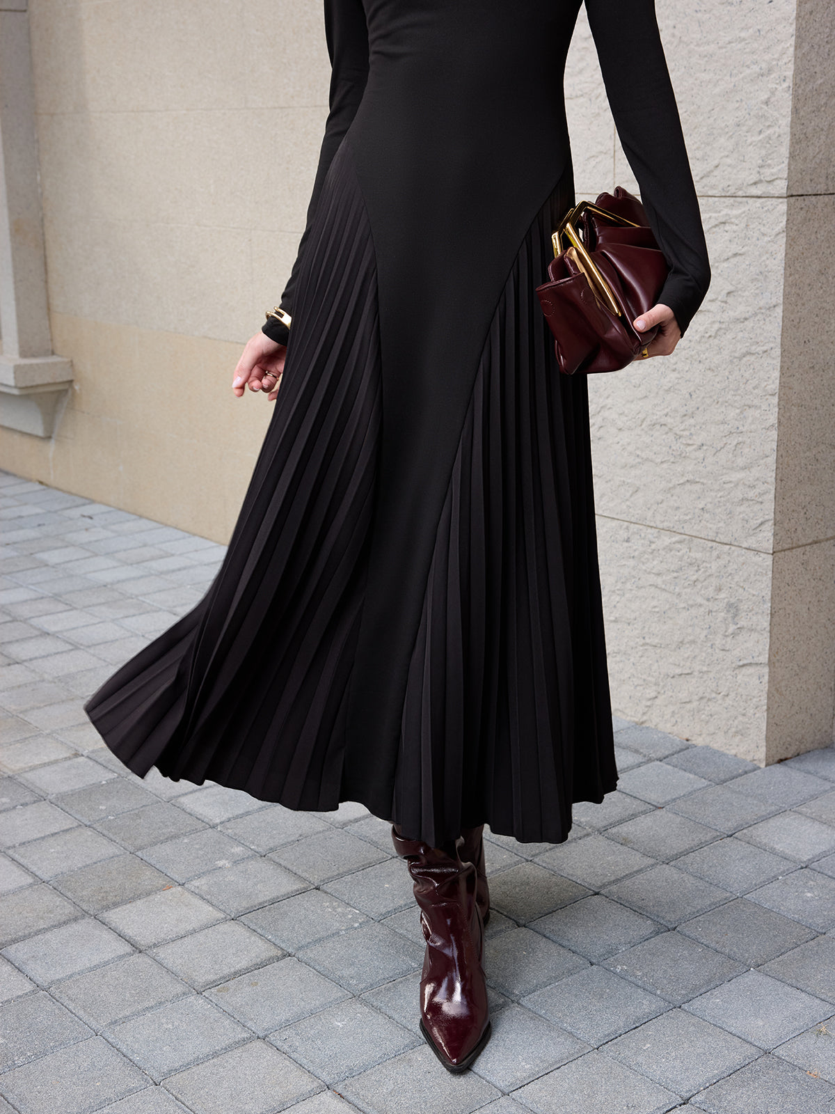 Long Sleeve Pleated Maxi Dress-Chicvia