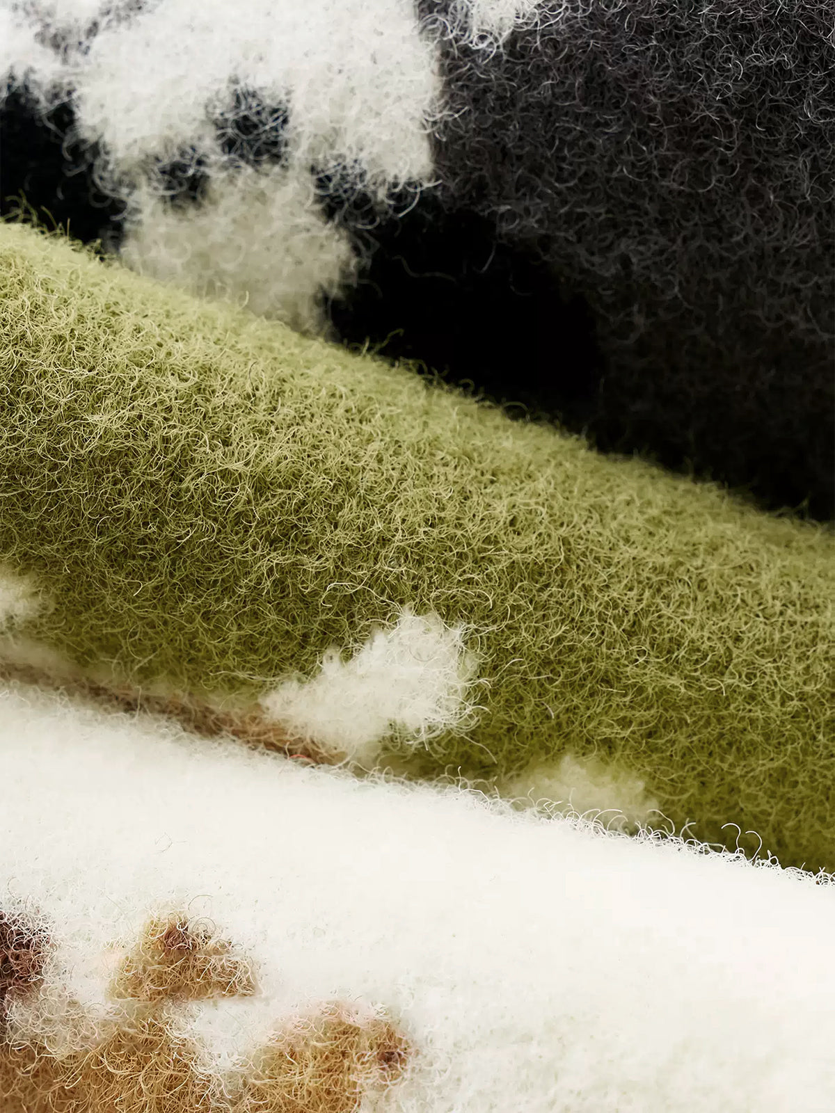 Fuzzy Crew Socks with Puppy Print-Chicvia