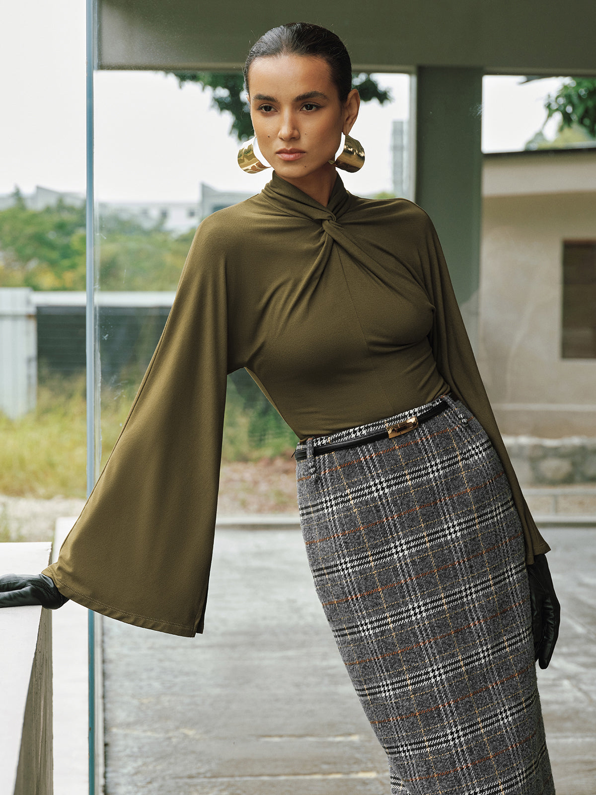 Knot-Front Batwing-Sleeve Top-Chicvia