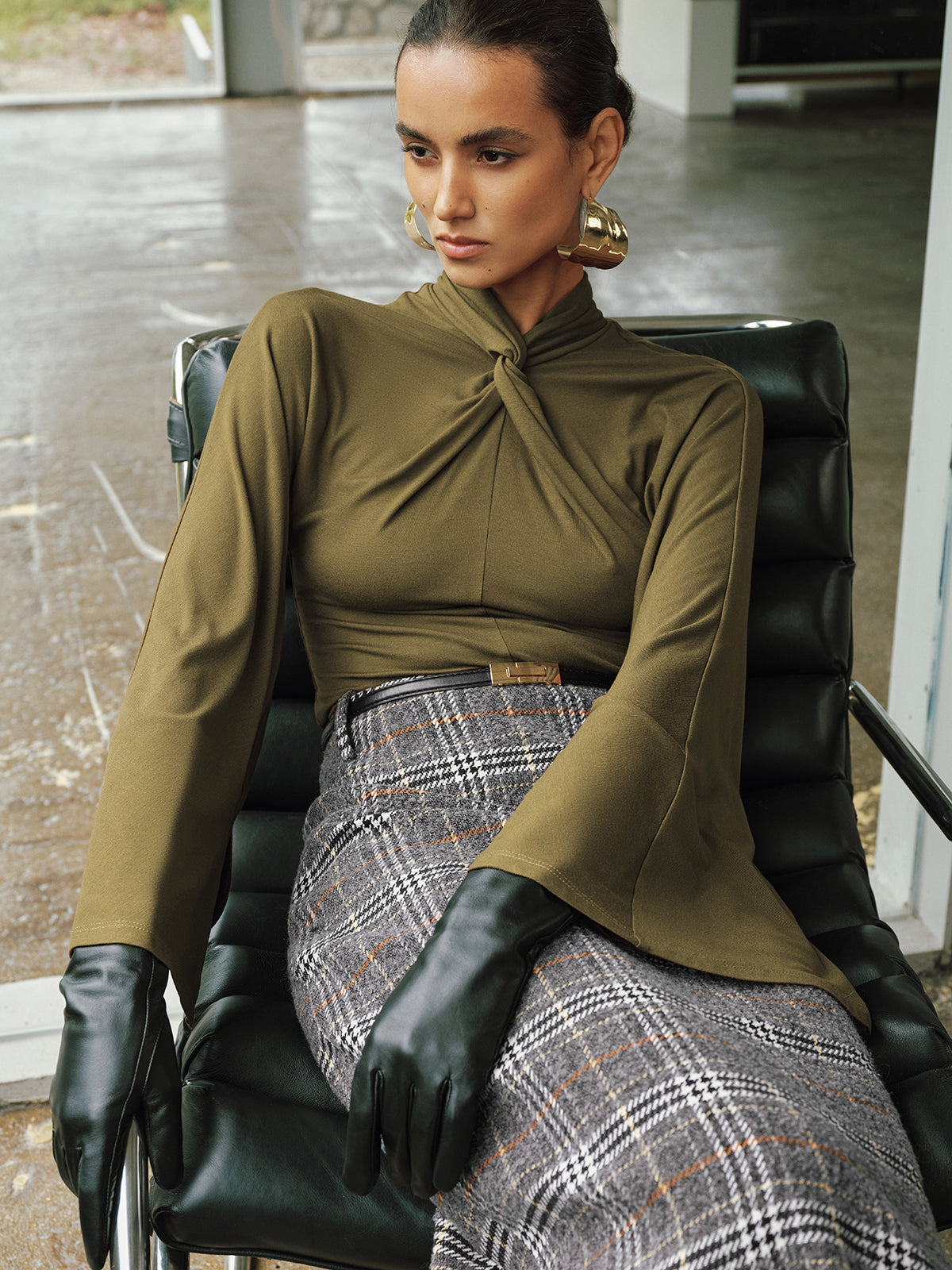 Knot-Front Batwing-Sleeve Top-Chicvia