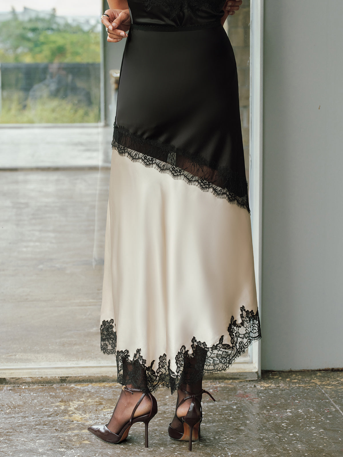 Lace Trim Asymmetric Two-Tone Satin Slip Skirt-Chicvia