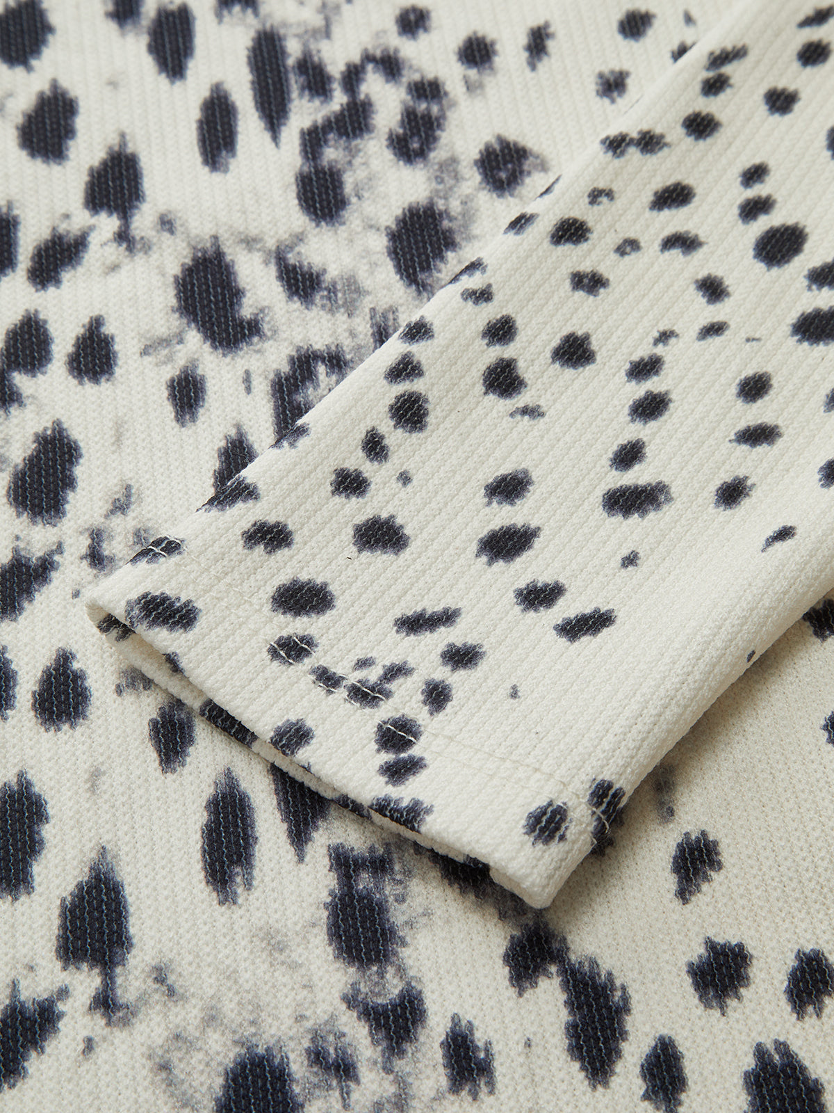 Leopard Print Ribbed Mock Neck Top-Chicvia