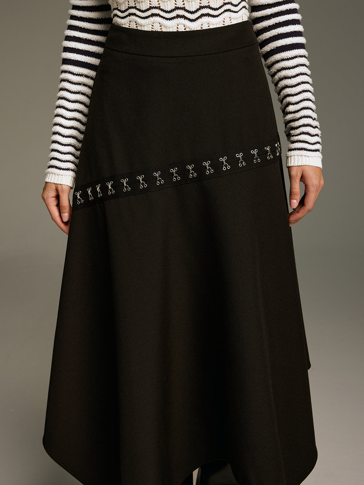 Metal Clasp Detail Asymmetric Hem Skirt-Chicvia
