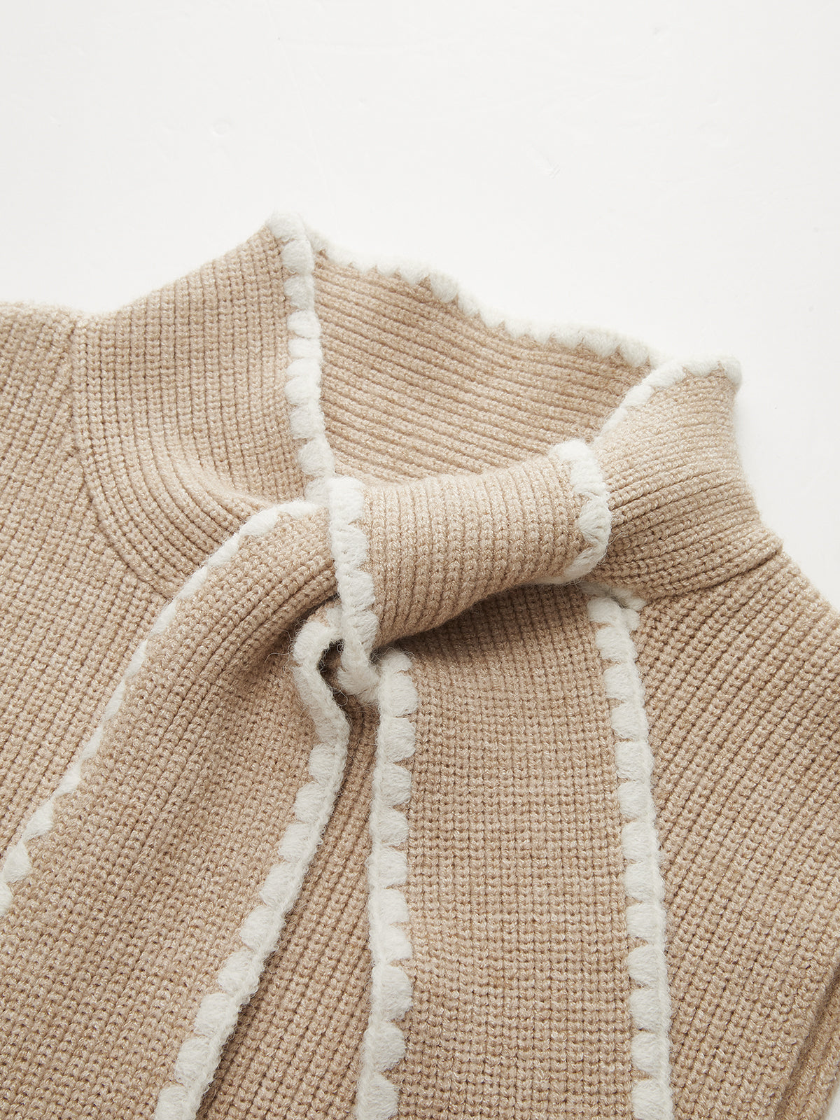 Contrast Trim Tie-Neck Sleeveless Knit Dress-Chicvia