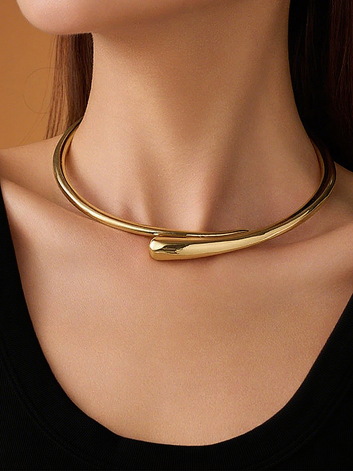 Gold-Tone Open Cuff Choker-Chicvia