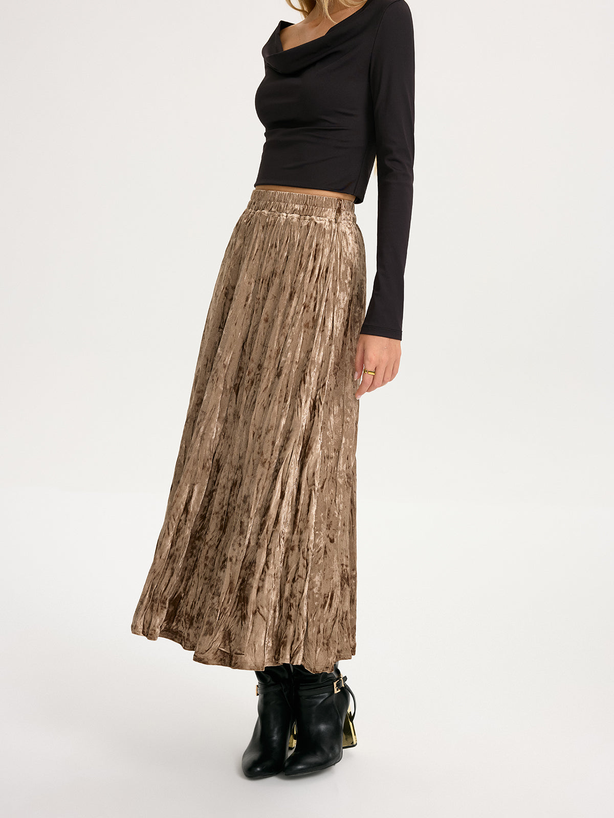 Crushed Velvet Elastic-Waist Maxi Skirt-Chicvia