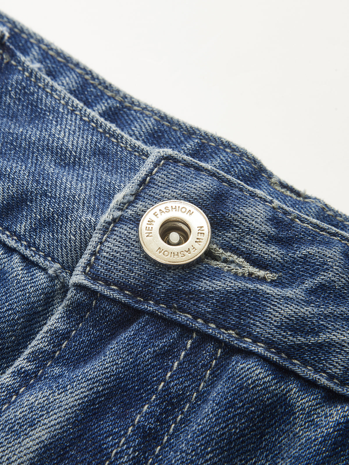 Mid-Waist Curved-Leg Jeans-Chicvia